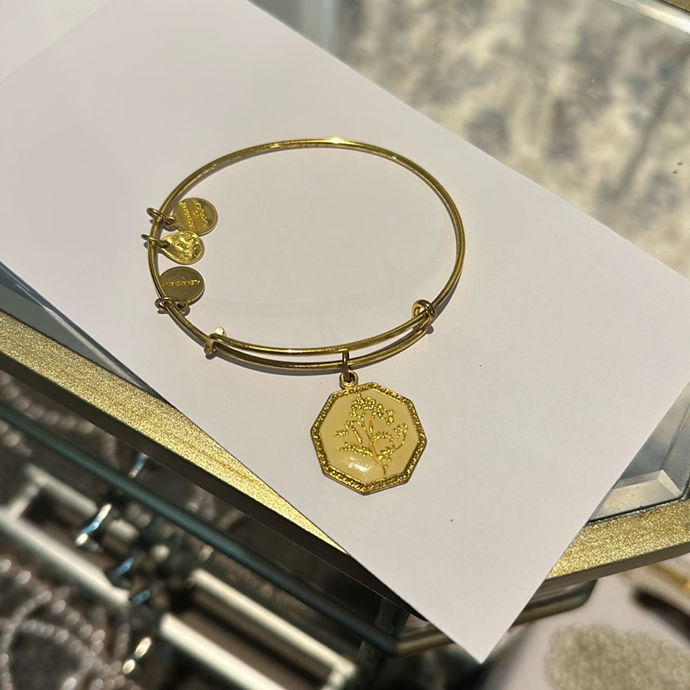 Women’s Gold and Ivory Sweet Pea Alex and Ani Charm Bracelet